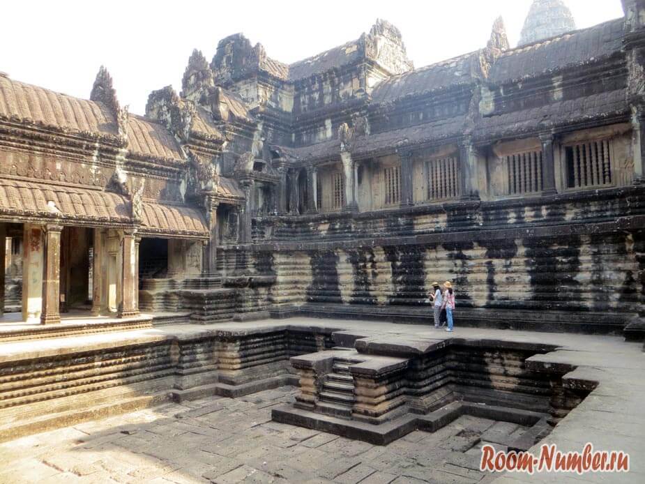 Angkor-wat-0004