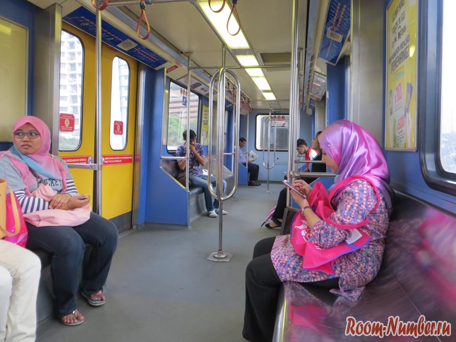Выгон метро в Куала Лумпур