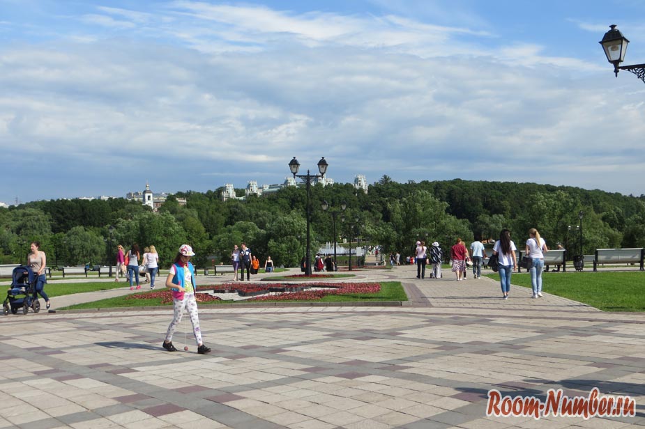 Царицыно: парк-достопримечательность в Москве с дворцами 18 века