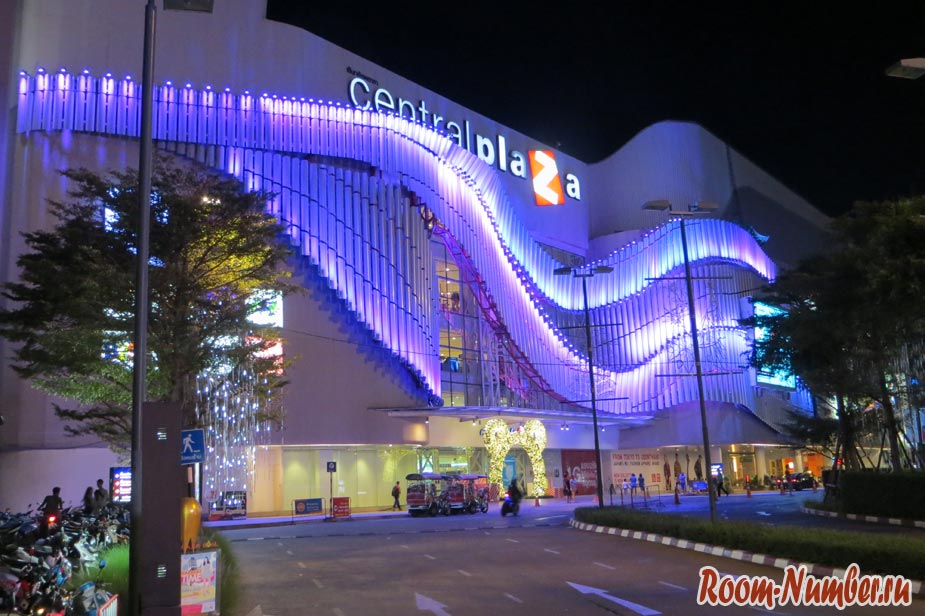 Торговые центры в Удон Тани — Central Plaza и Land Mark