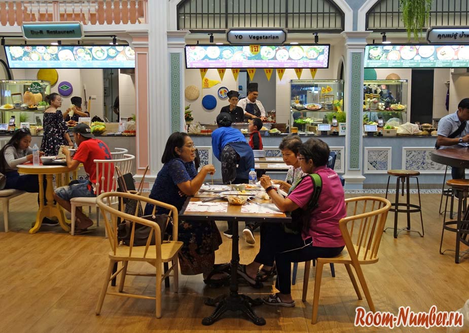 Фудкорты на Пхукете: где дешево и вкусно поесть тайскую еду