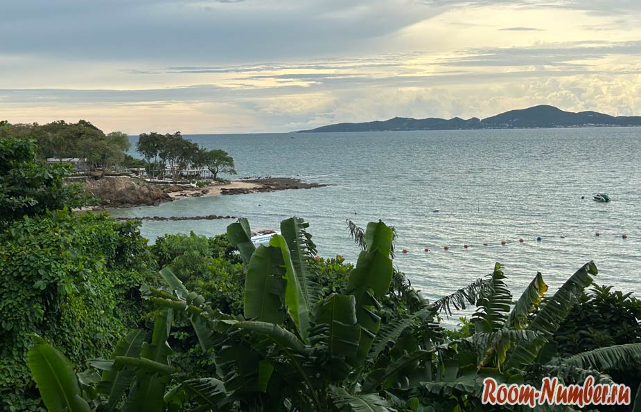 Пляж Кози Бич (Cosy Beach) в Паттайе: один из лучших пляжей района Пратамнак в 2026