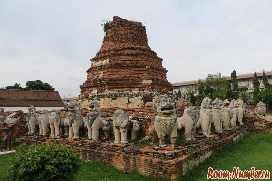 Храмы аюттайи - Wat Thammikarat