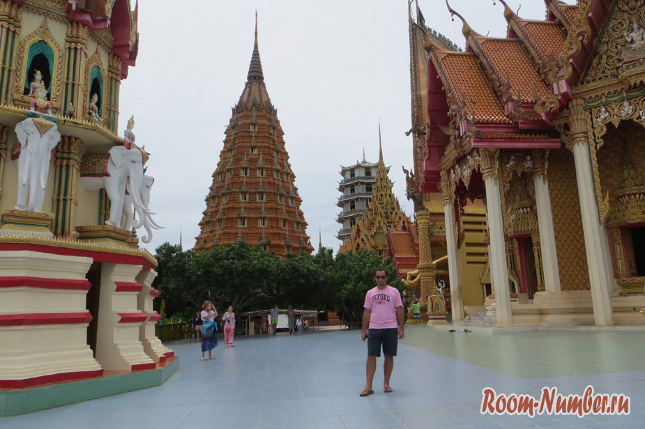 Храм Wat Tham Suea