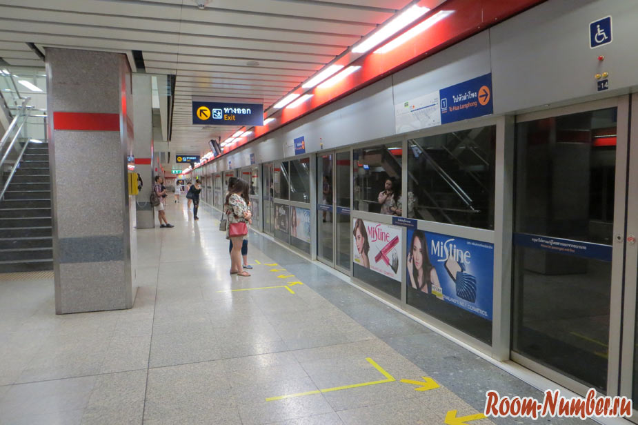 фото метро в бангкоке