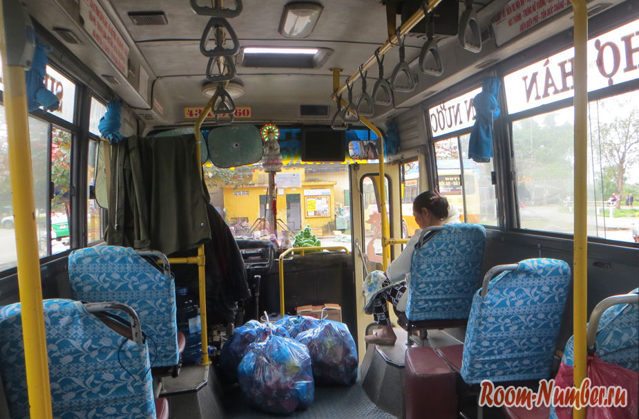 салон автобуса дананг хой ан