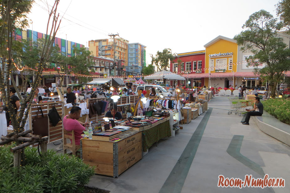 рынок возле Central Marina Паттайя