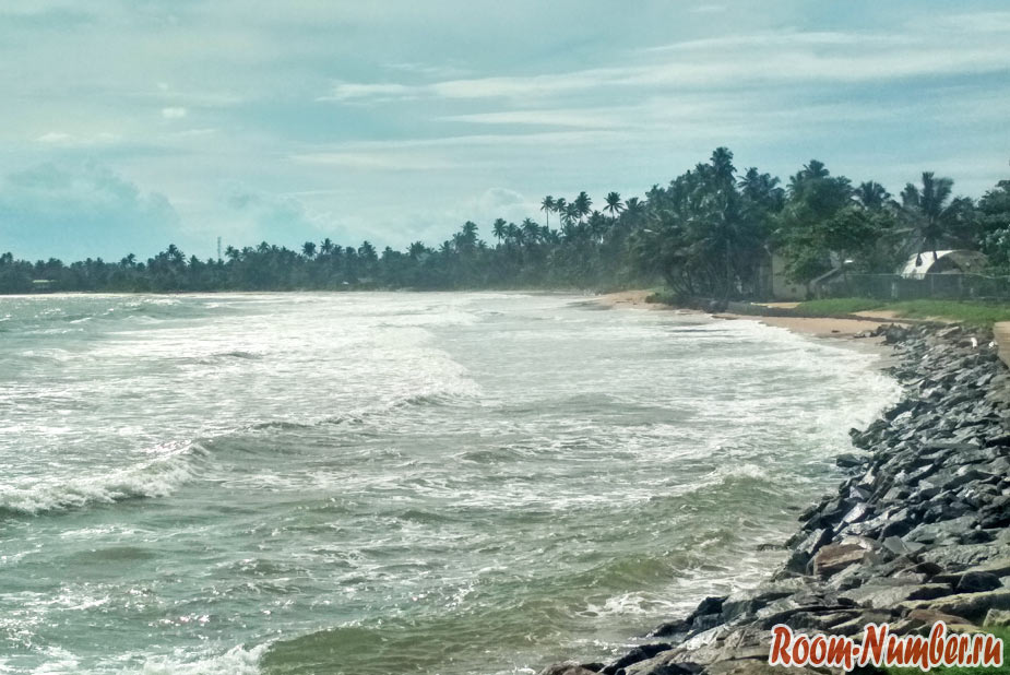 пляж города Матара в Шри Ланке