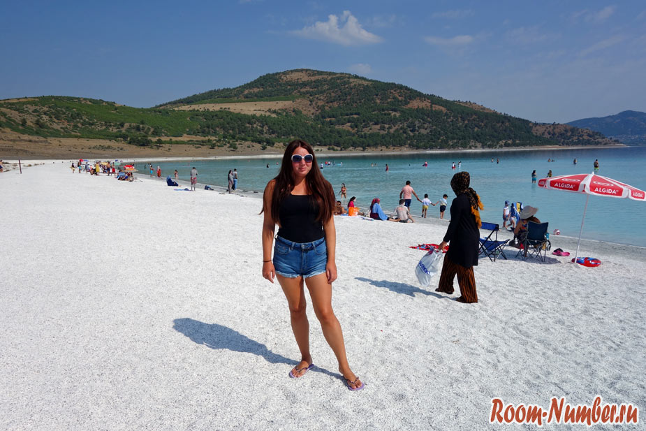 Катя room-number.ru на озере Салда в Турции