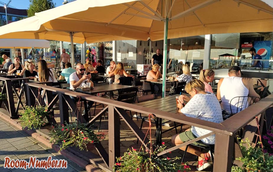 кафе в сочи на набережной