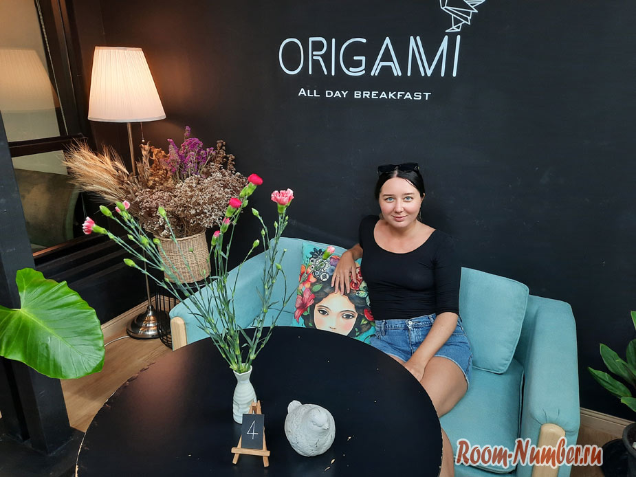 Origami-cafe-phuket-55