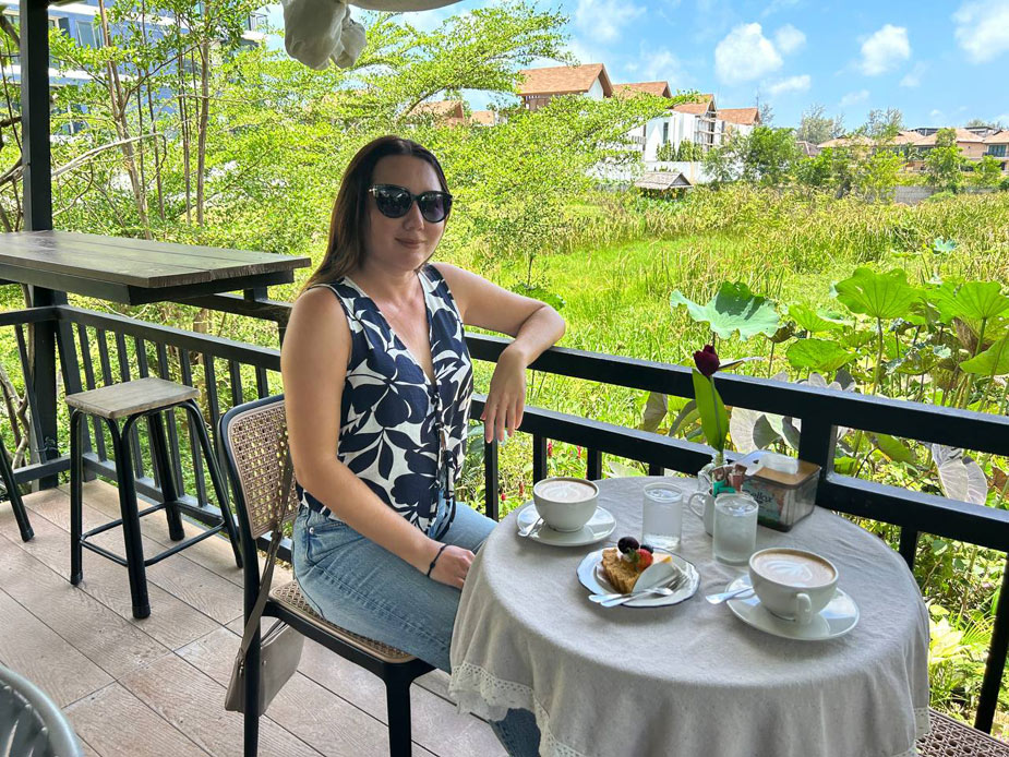 sisters-cafe-bangtao-12