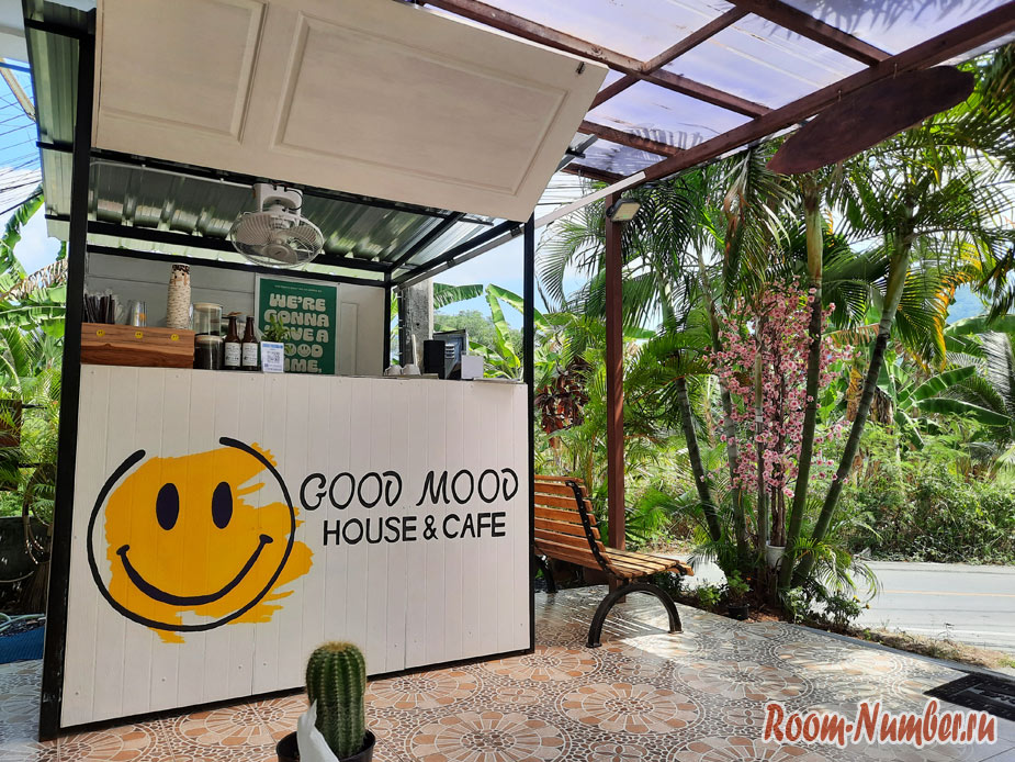 good-mood-cafe-phuket-4
