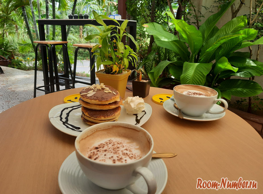 good-mood-cafe-phuket-6