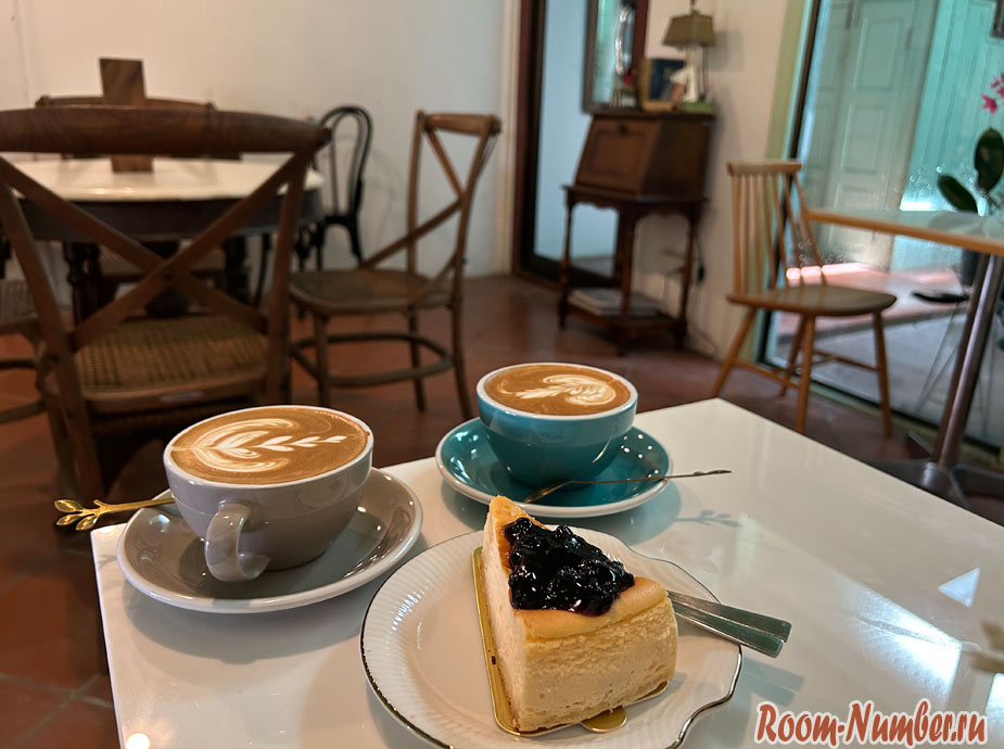 old-cafe-phuket-6