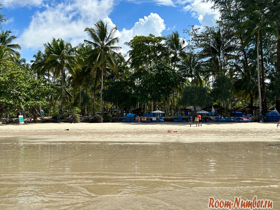 coconut-beach-khao-lak-10