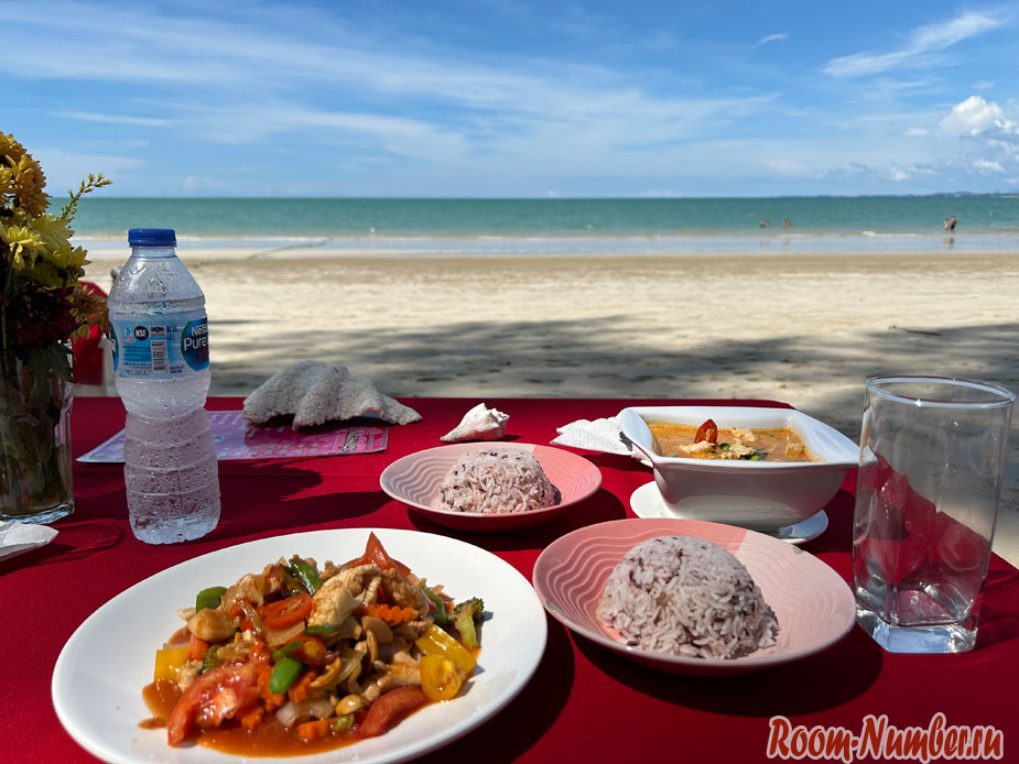 coconut-beach-khao-lak-12