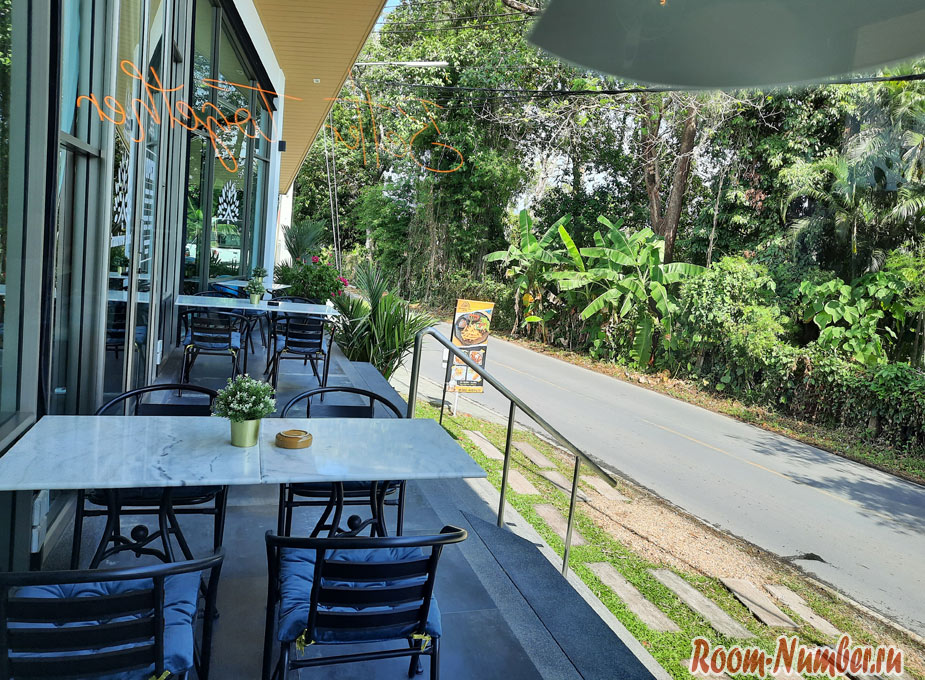 Grandview-cafe-phuket-5