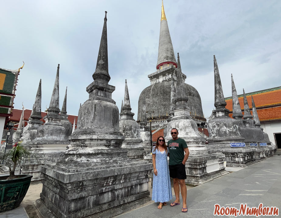 Накхонситхаммарат храм Wat Phra Mahathat 