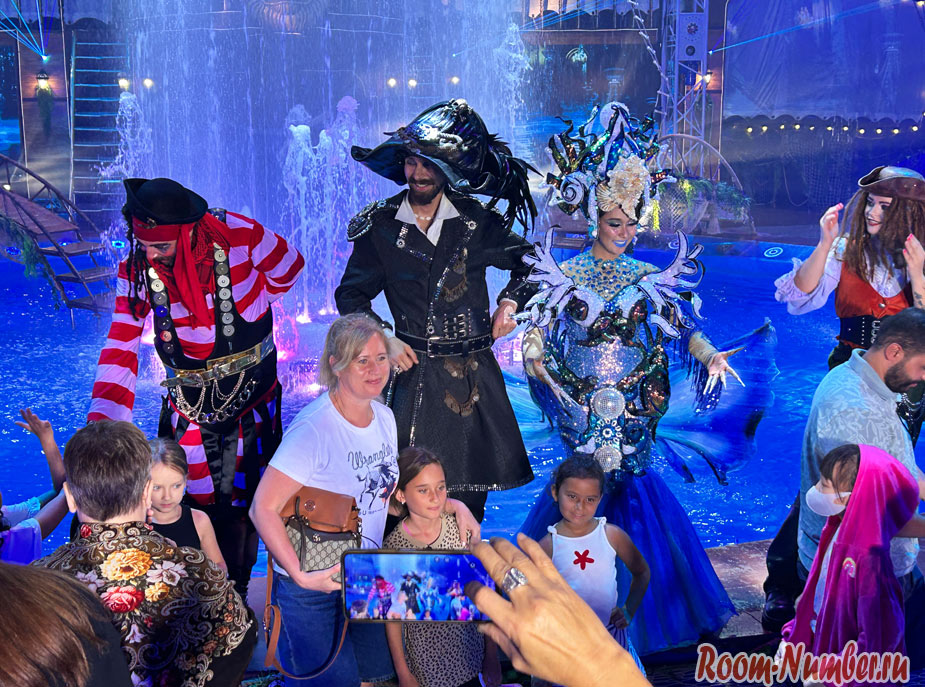 Aqua-circus-phuket-17