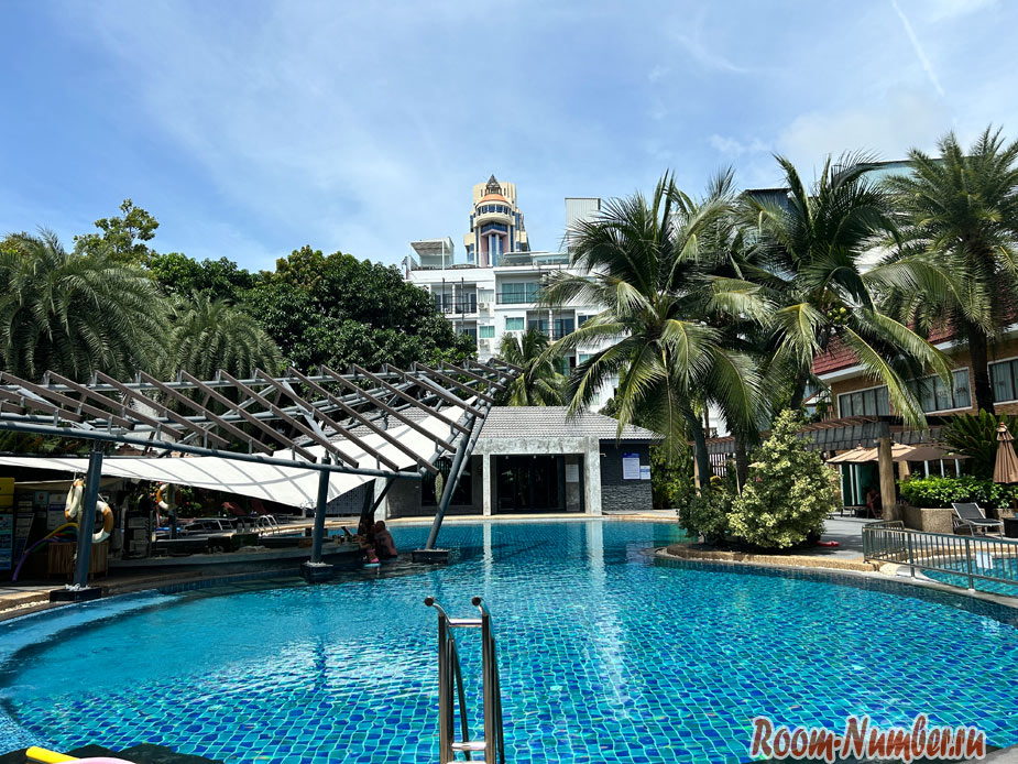 R-Mar-resort-and-Spa-Patong-otziv-32