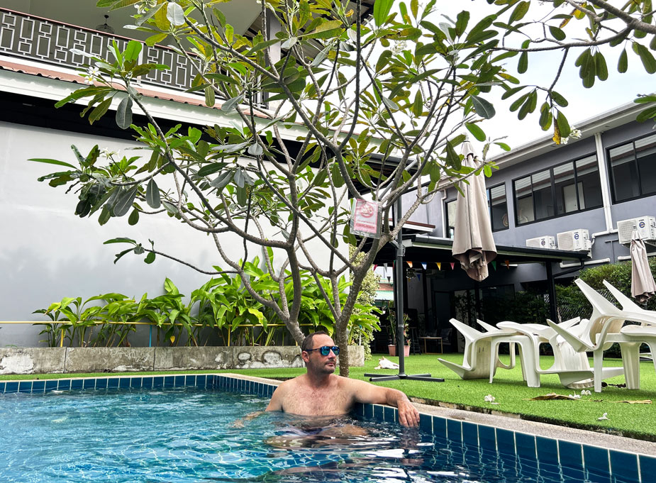 Otziv-Chanakarn-Pool-Access-Rawai-27