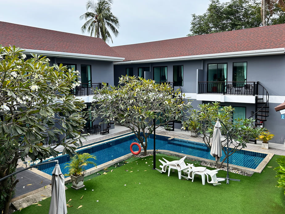 Otziv-Chanakarn-Pool-Access-Rawai-9