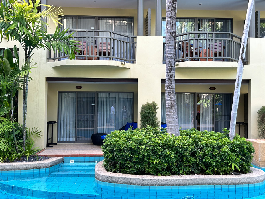 Marriot-Phuket-MerlinBeach-Resort-14