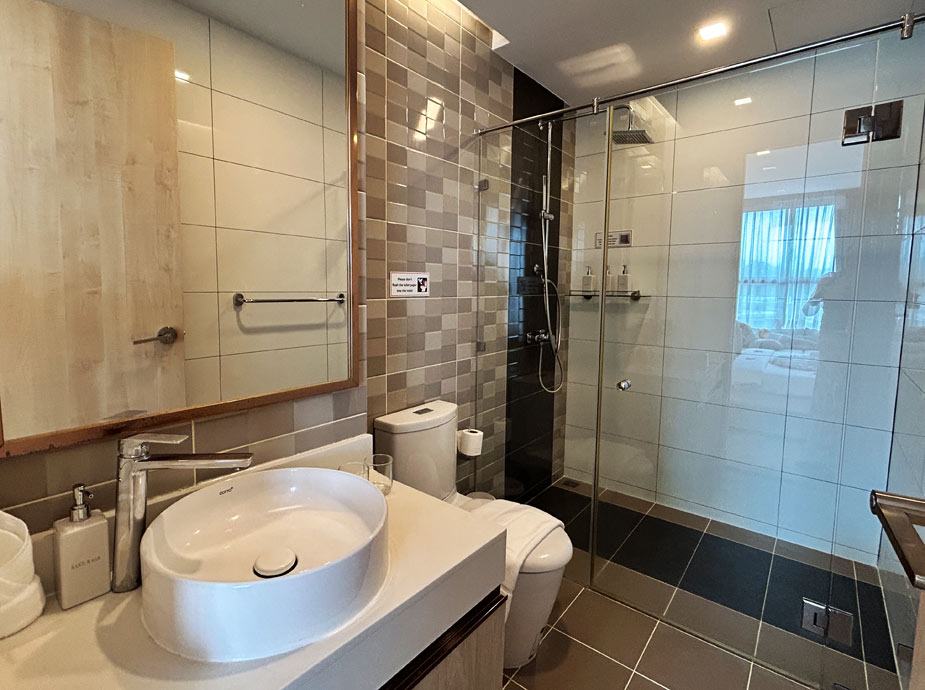 Otziv-The-Proud-Condo-Rawai-5