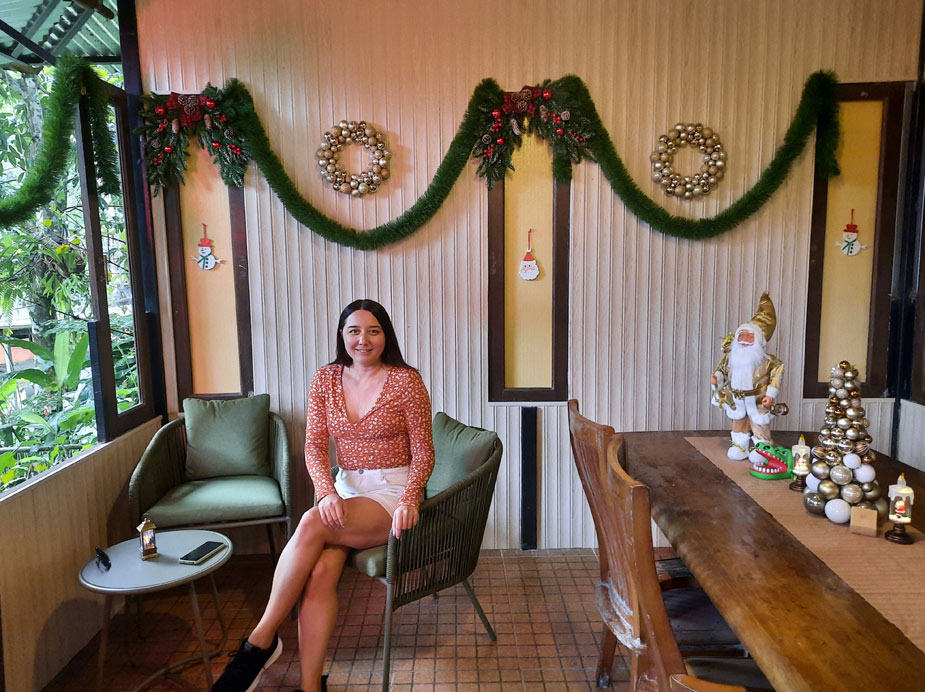 nuatone-cafe-s-vodopadom-4