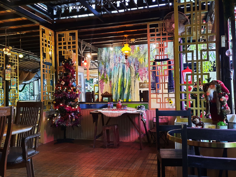 nuatone-cafe-s-vodopadom-5