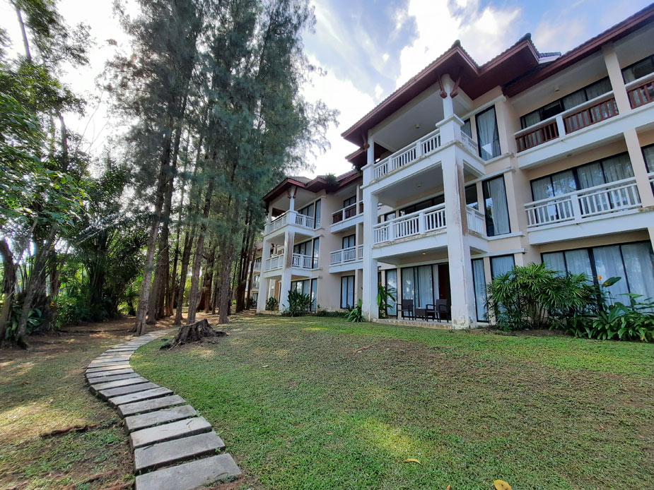 park-and-rayon-laguna-21