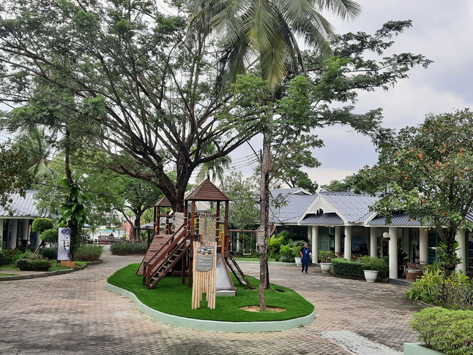 park-and-rayon-laguna-3