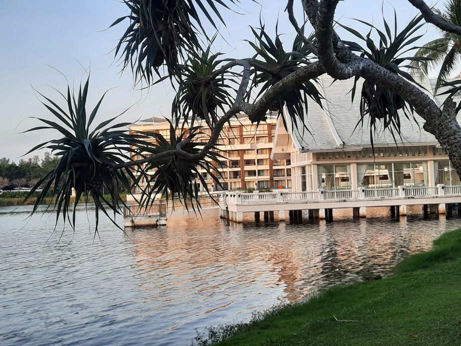 park-and-rayon-laguna-5