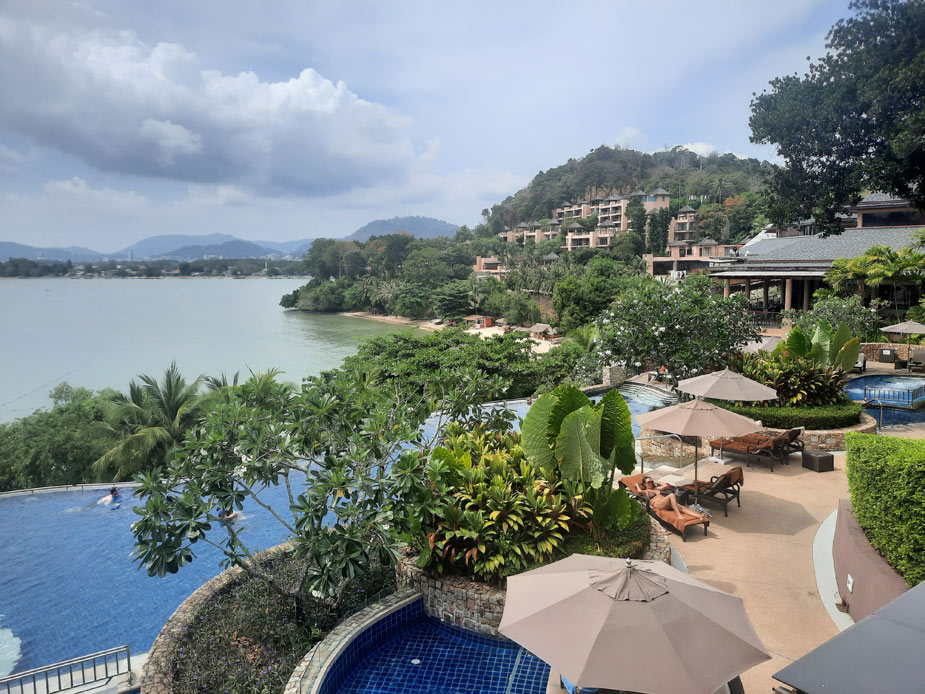 Day Pass на Пхукете в отеле The Westin Siray Bay Resort & Spa и BBQ ужин на пляже