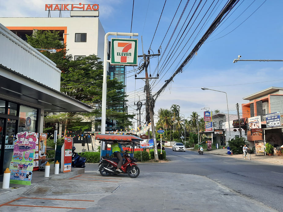 maikhao-plazh-3