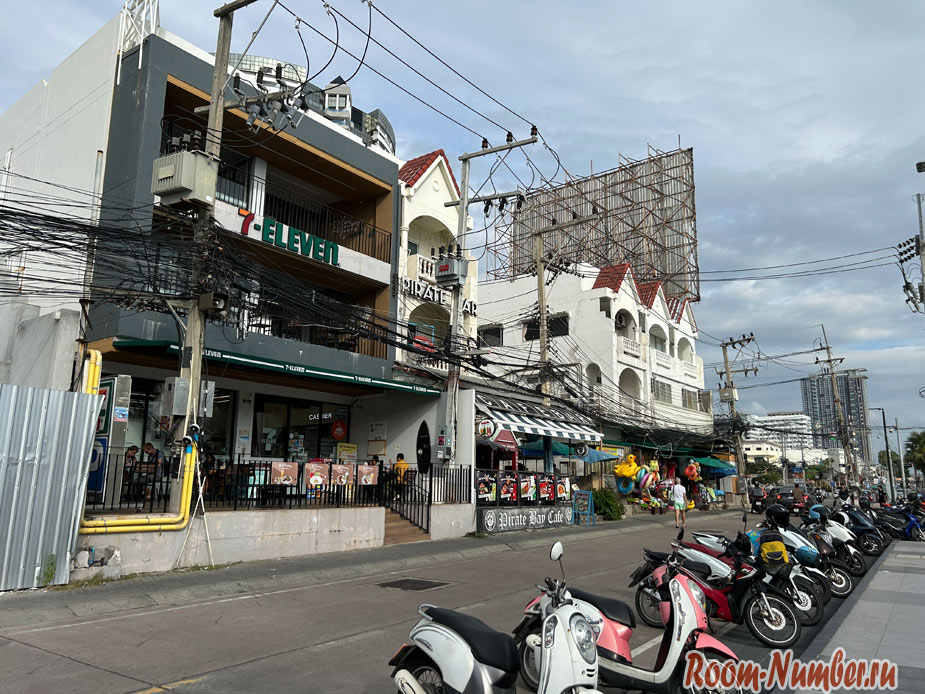 pratumnak-pattaya-13