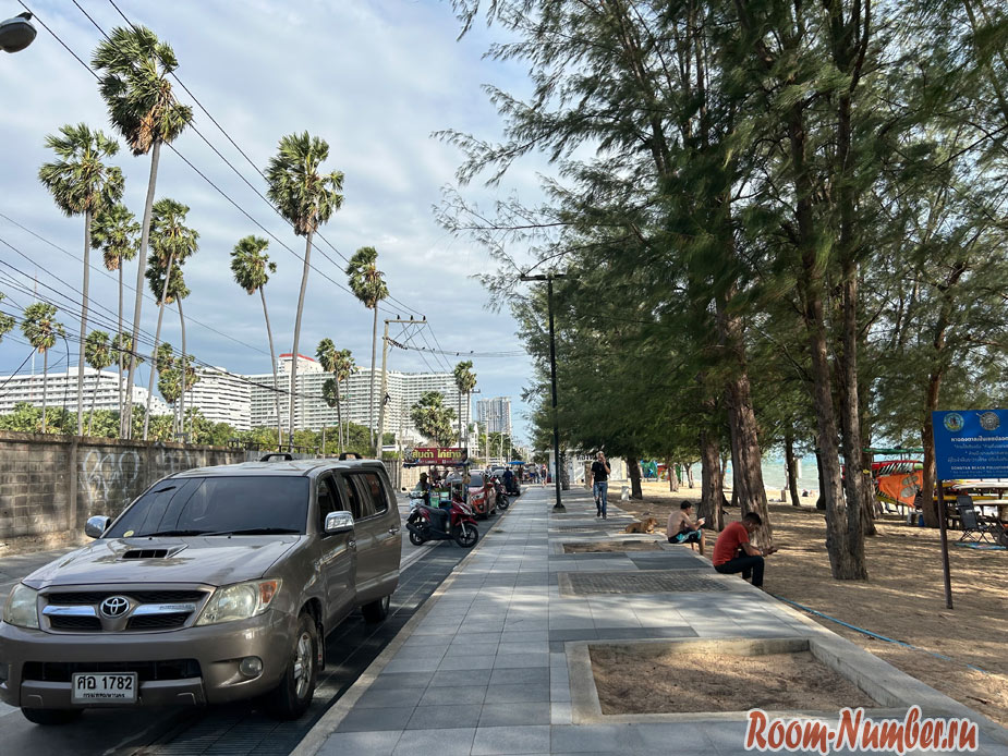 pratumnak-pattaya-16